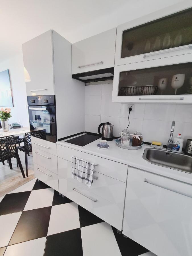 Apartament Centrum Jana Pawla II Varsavia Esterno foto